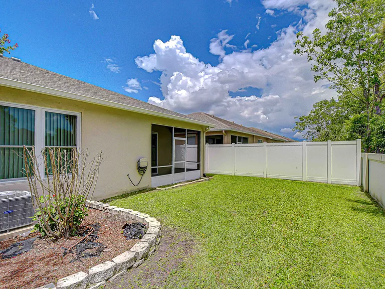 31501 Shaker Cir — Photo 45