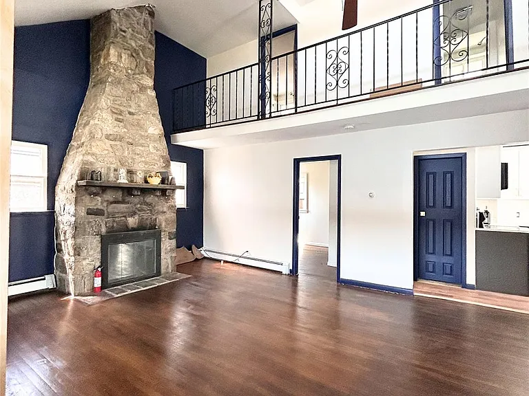451 E Main St — Photo 11