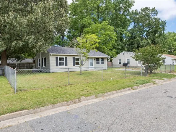 213 Shawen Dr, Hampton, VA 23669
