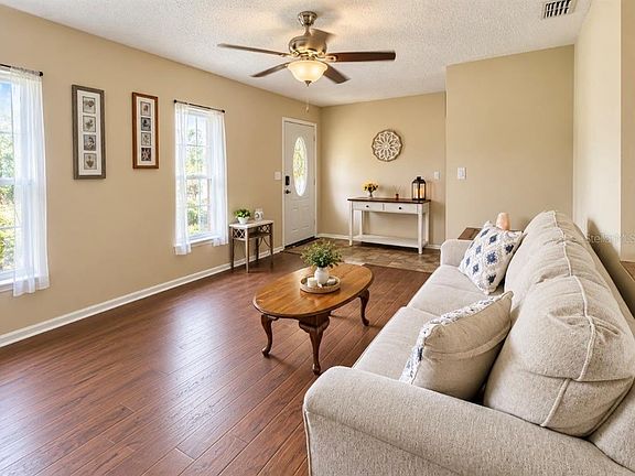 3rd image of 1240 MEREDITH DRIVE