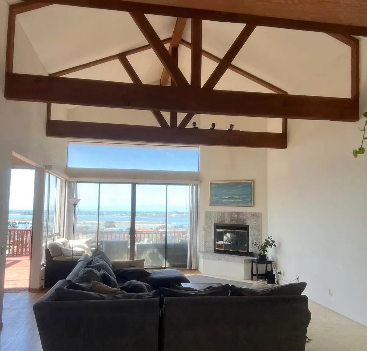 5 bed, 3193 sqft, $1,500 — Photo 4