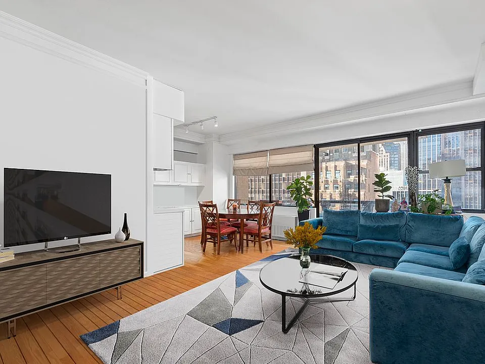 58 W 58th St #19E