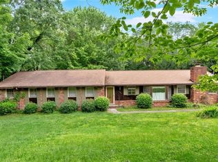 124 Chaseland Rd, Sandy Springs, GA 30328