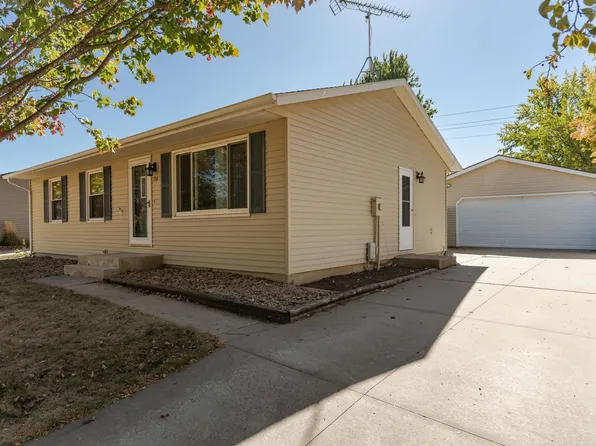 714 30th St NE, Rochester, MN 55906