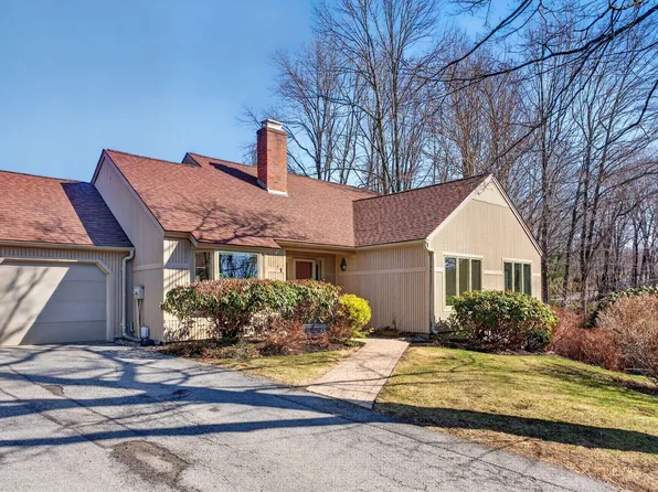 1 Wildwood Drive SW #1, Cape Elizabeth, ME 04107