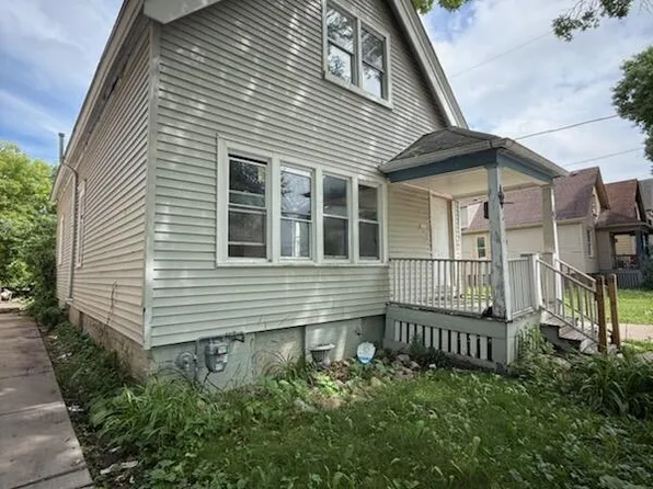 2564 North 17th STREET, Milwaukee, WI 53206
