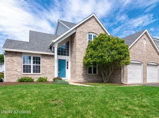 1454 Ashwood Dr, Elgin, IL 60123