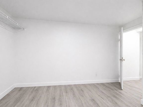 3rd image of 12729 114a Ave