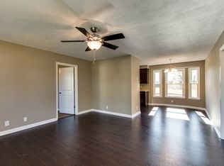 214 Bob White Dr, Clarksville, TN