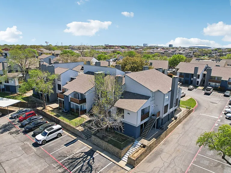 Don't Miss Out Biltmore Homes Leasing Fast — Photo 143