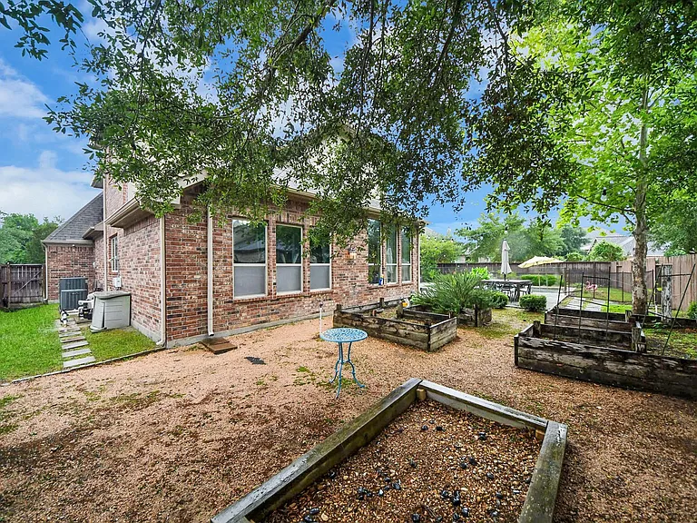17103 Mulben Ct — Photo 39