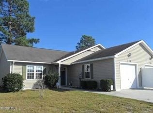 206 Faison Ln, Hubert, NC 28539