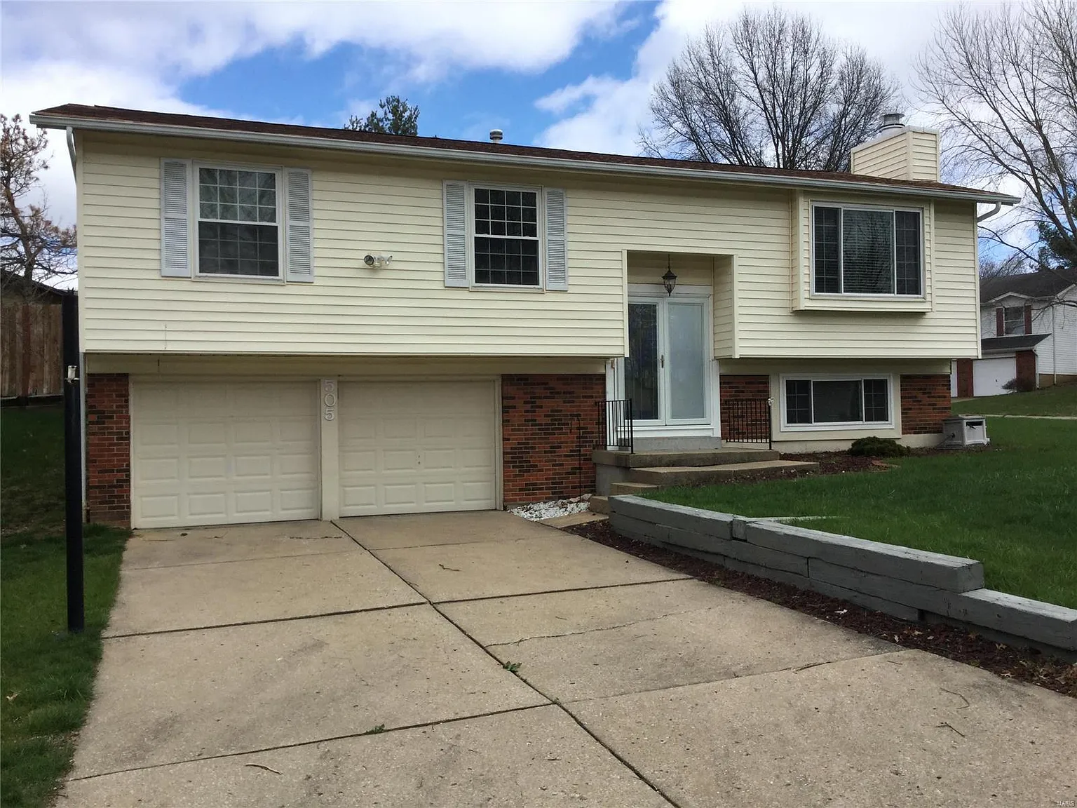 505 Brickingham Dr photo 1