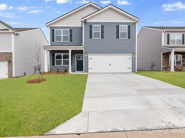 134 Wildbrook Dr, Waynesville, NC 28785