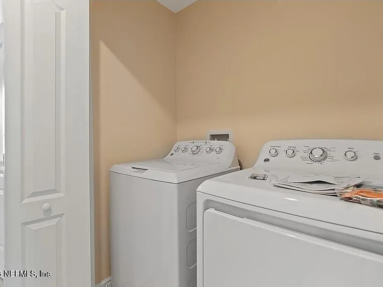 592 Running Woods St — Photo 16