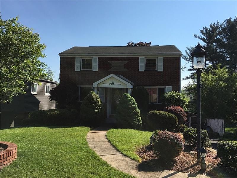 2nd image of 2352 High Oak Dr