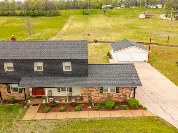 1006 Boze Ln, Gallatin, TN 37066