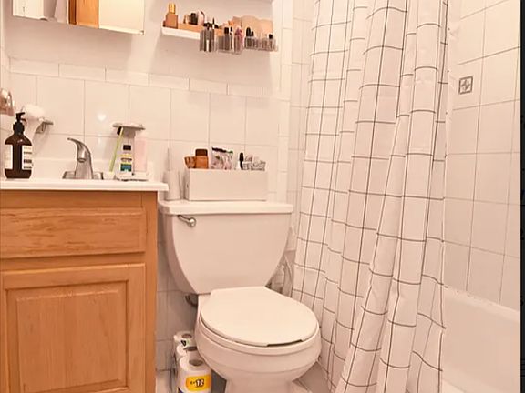 5th image of 531 E 11th St #4E