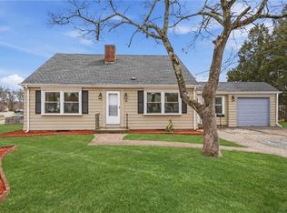 49 Forbes St, Riverside, RI 02915