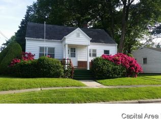 620 E Ash St, Taylorville, IL 62568