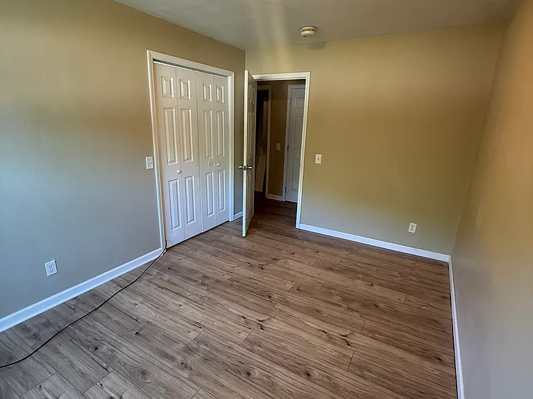 140 Main Ave #12 — Photo 5