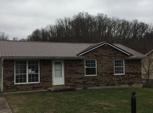 6810 Countryside Dr, Ashland, KY 41102
