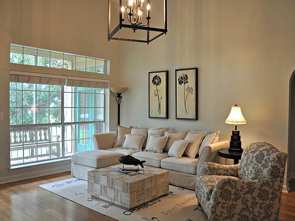 2nd image of 5251 Tivoli Dr