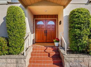 17 Greenmeadow Dr, Thousand Oaks, CA 91320