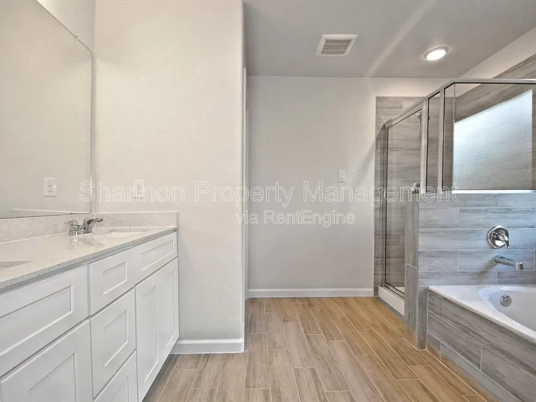 13518 Villa Arbor Dr — Photo 17