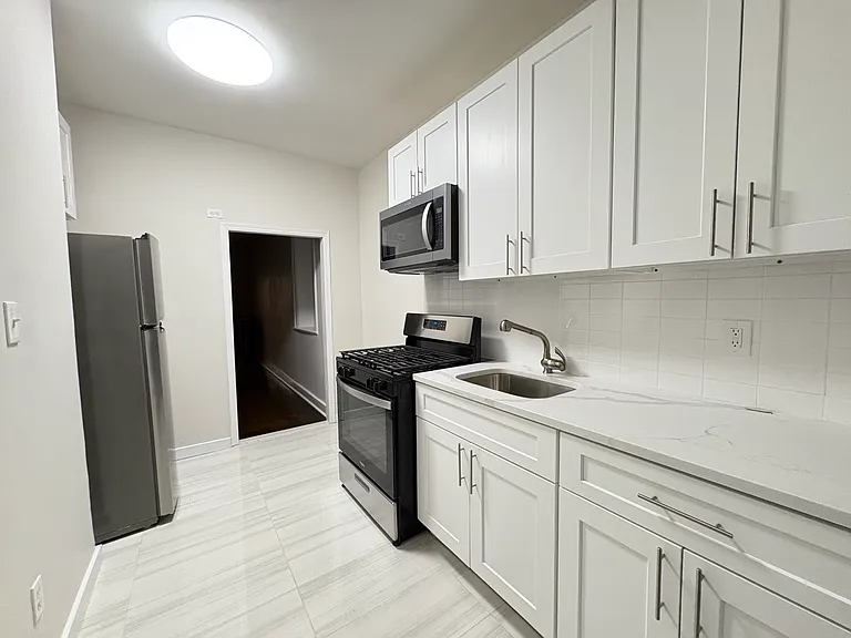 164 Sterling Ave #163D — Photo 1