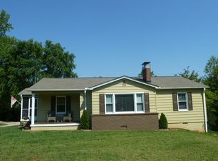 310 Circle Dr, Seneca, SC 29678