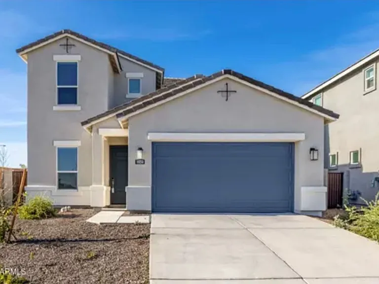 10250 W Adam Ave — Photo 1
