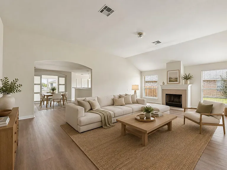 11809 Dunfries Ln — Photo 2