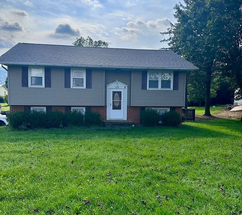 670 Nittany Valley Dr