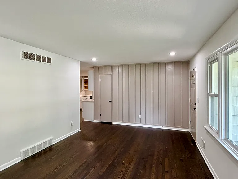 8004 Tennessee Ave — Photo 8