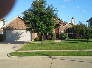 2223 Sparrow Hawk Ct, Grand Prairie, TX 75052