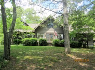 522 Cliffside Rd, Pikeville, TN 37367