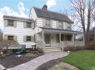 304 Beaver Dam Rd, Brookhaven, NY 11719