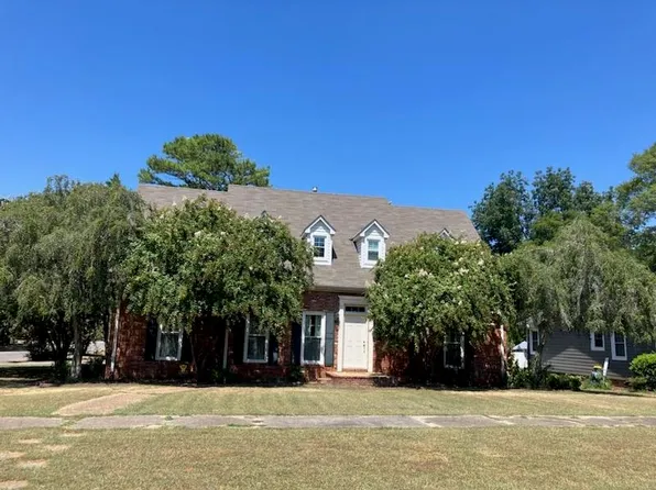 701 E 3rd St, Tuscumbia, AL 35674