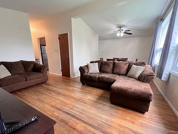 4th image of 51 N Pascack Road