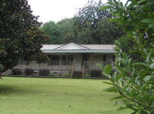 1556 Ceasar Rd, Carriere, MS 39426