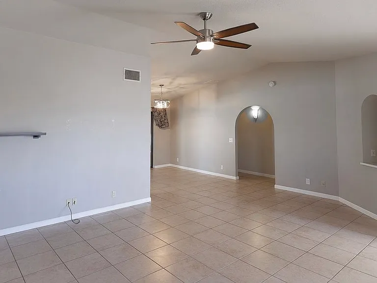 3385 Poppy Trail Dr — Photo 10