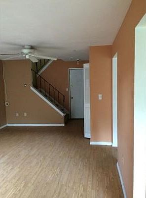 3rd image of 64 Cottonwood Dr
