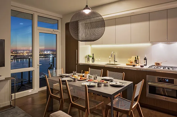 Rented by The Moinian Group | media 3