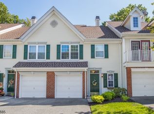 54 Washington Ct, Towaco, NJ