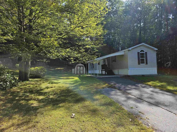 21 Brandon Place #21, Claremont, NH 03743