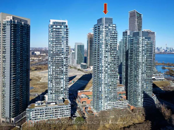 2220 Lake Shore Blvd W, Toronto, ON
