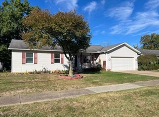1330 Rolling Meadows Dr, Vermilion, OH