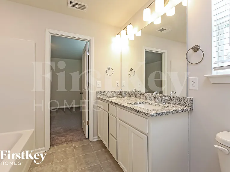 903 Birchcrest Way — Photo 13