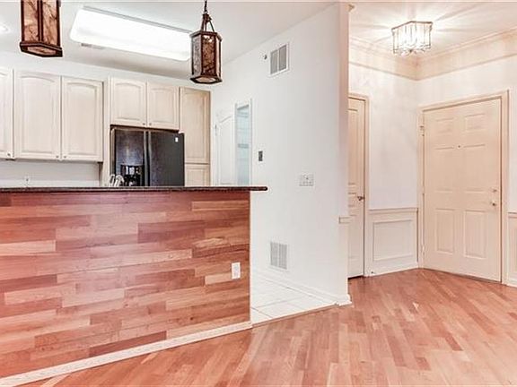 2nd image of 32 N De Baun Ave Unit 302